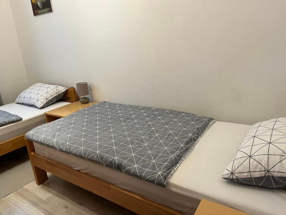 Turul -Kuca Za Odmor- Apartman Korod Kültér fotó