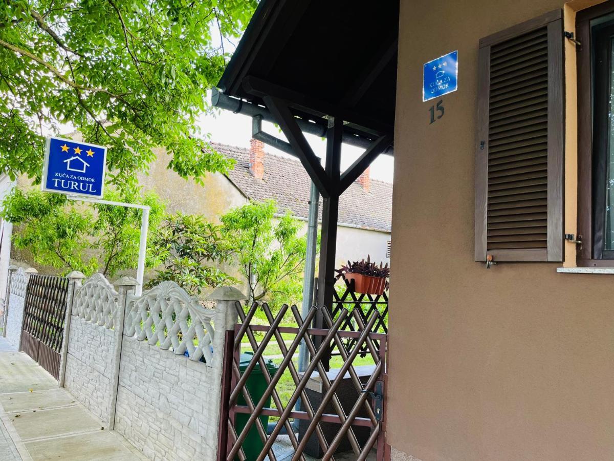Turul -Kuca Za Odmor- Apartman Korod Kültér fotó
